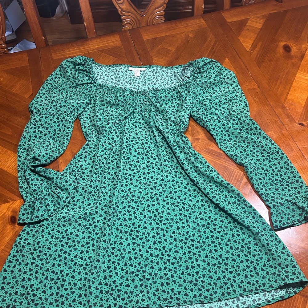 Green Heart Patterned Long Sleeve Dress